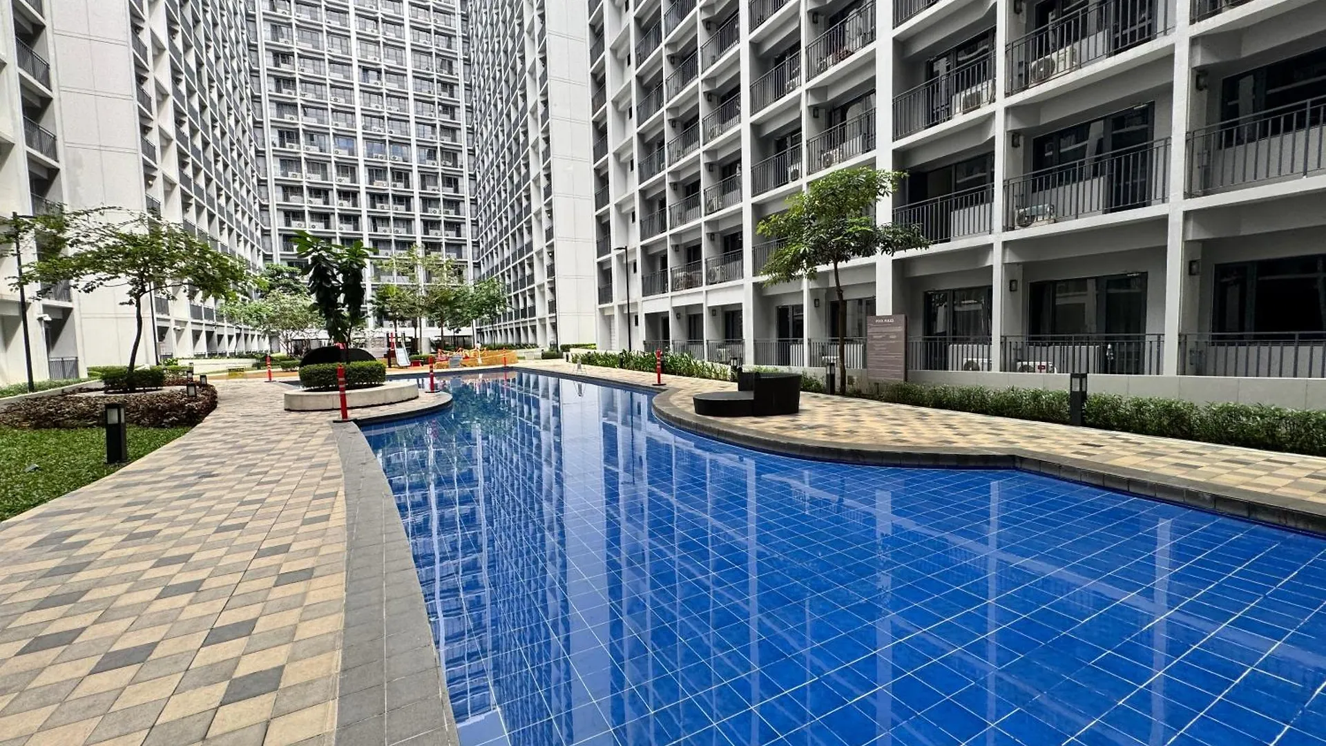 14102 Shore 2 Residences Cozy 1Br With Balcony By Prime Stay Manila Apartment