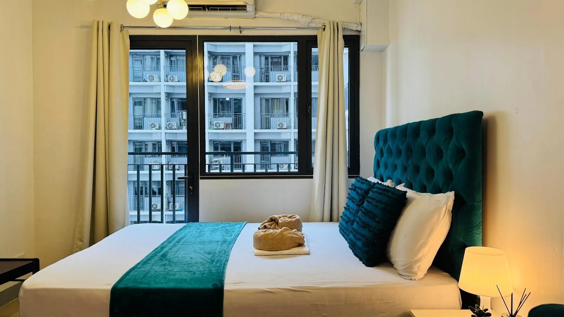 14102 Shore 2 Residences Cozy 1Br With Balcony By Prime Stay Manila 0*,  Philippines