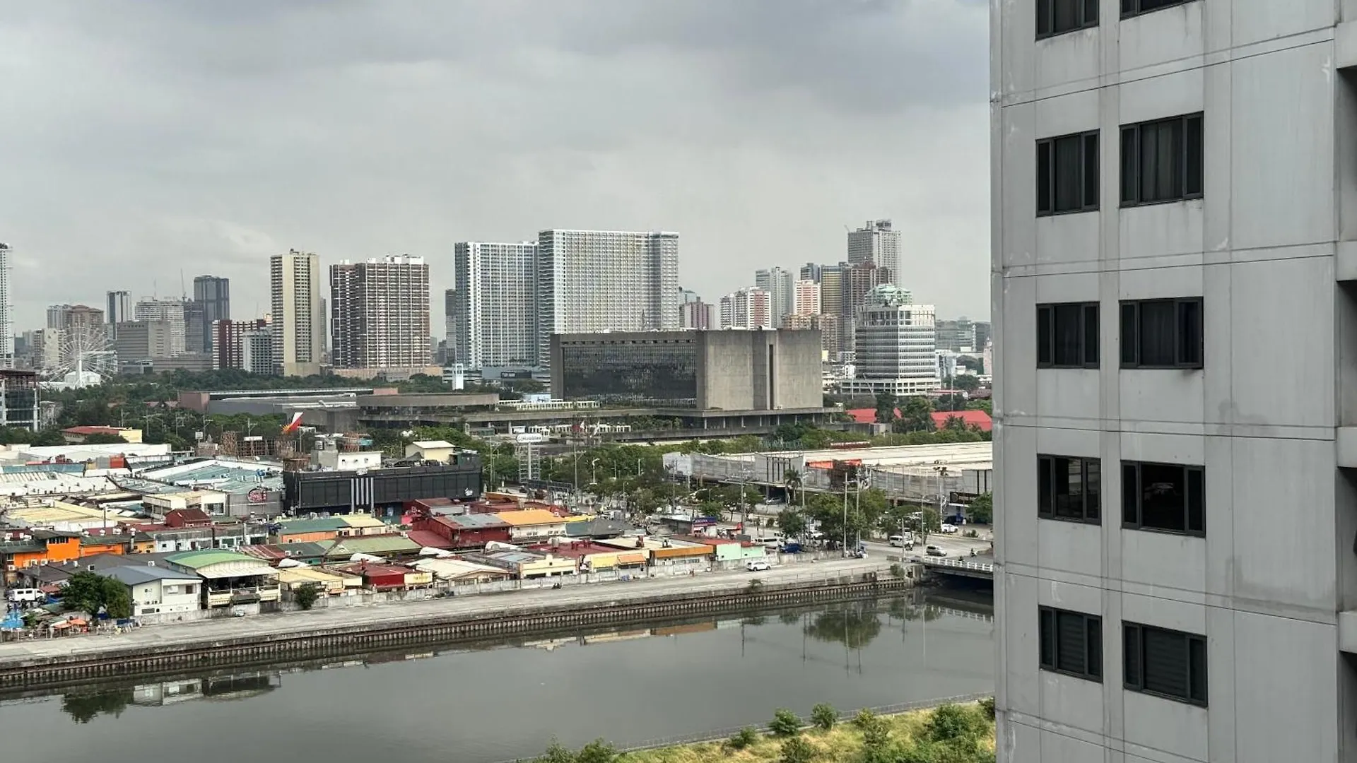 14102 Shore 2 Residences Cozy 1Br With Balcony By Prime Stay 마닐라